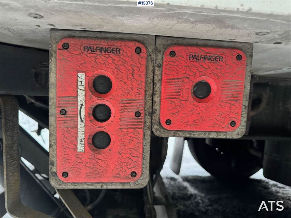 System trailer closed semi w/ Thermo king unit and 2015 19376 System trailer closed semi w/ Thermo king unit and 2015 1 Re...