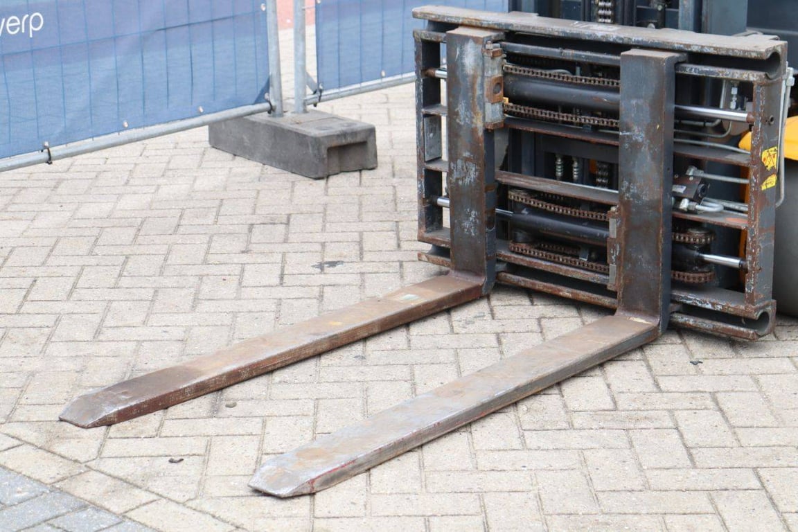 Heavy machinery product image - Image 10 of 15