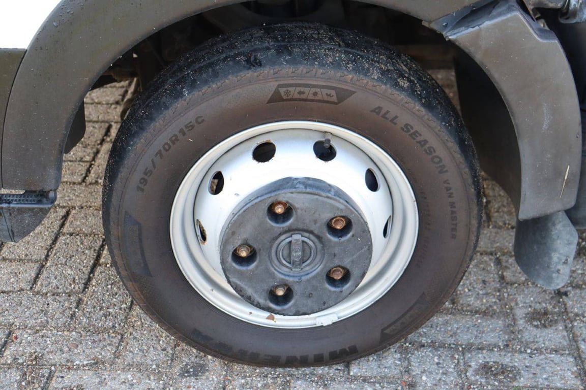 Nissan Cabstar 35.12 Diesel 22m Self-Propelled Aerial Platform Cabstar 35.12 1 image 12