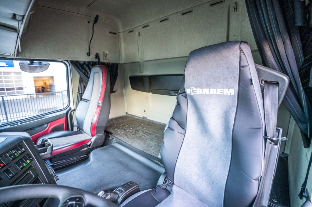 VOLVO FMX 460 GLOB + HYDR 2017 E64853 FMX 460 GLOB + HYDR 2017 1 image 14