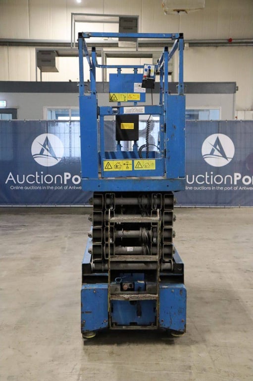 Scissor lift Genie GS-3232 Electric 11.75m 2014 2014 GS-3232 2014 1 Scissor Lifts image 8