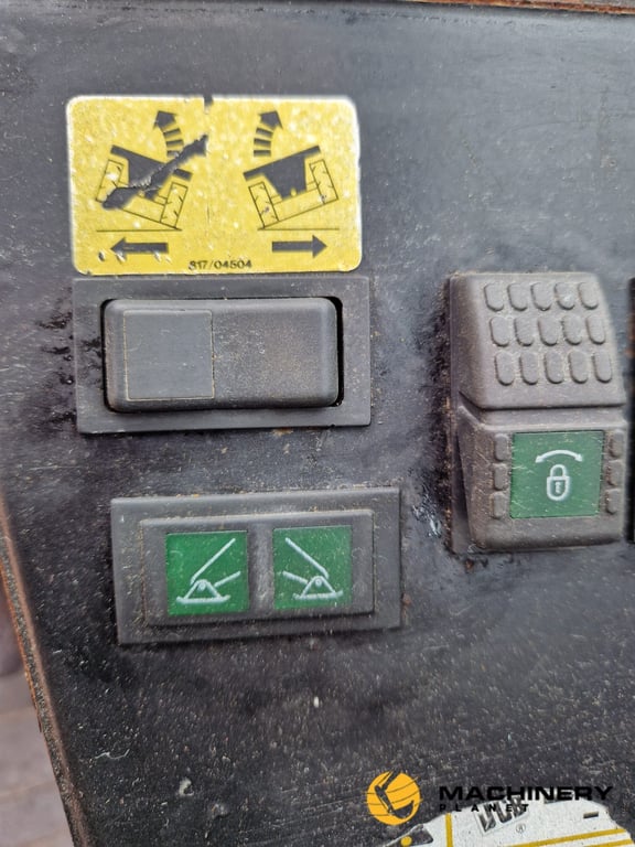 Heavy machinery product image - Image 8 of 12