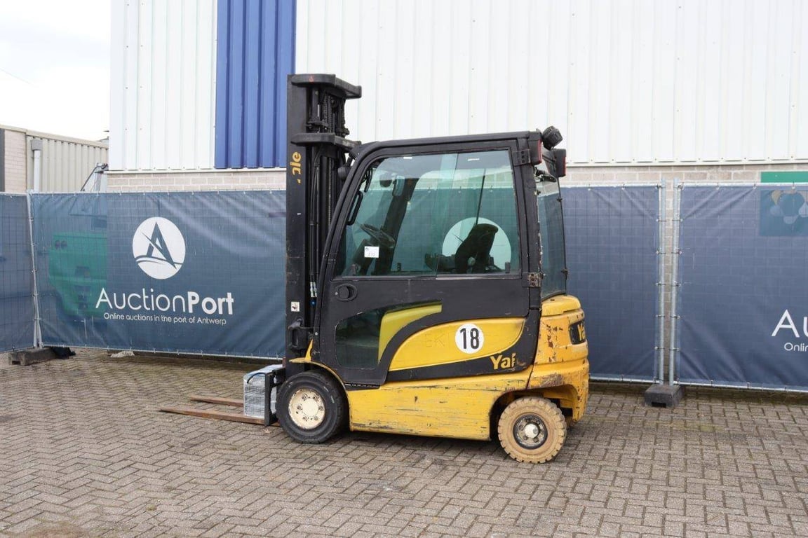 Forklift Yale ERP25VL Electric 1750kg 2011 2011 ERP25VL 2011 1 Forklift image 3
