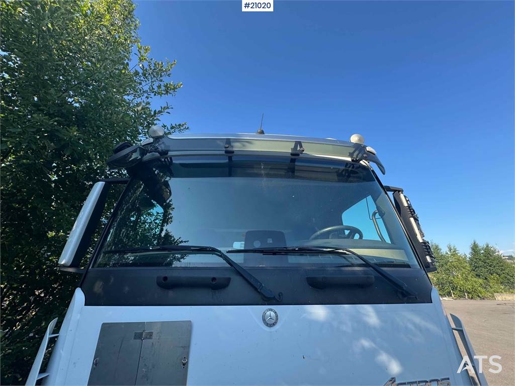 Mercedes-Benz Actros box truck with side opening! 2016 21020 Actros box with side opening! 2016 1 image 12