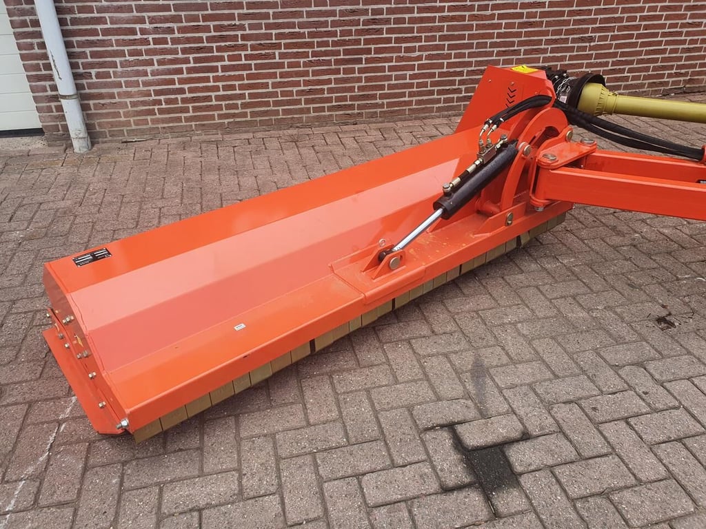 AGF 200 Verstekklepelmaaier 2024 4107 AGF 200 Verstekklepelmaaier 2024 0 image 2