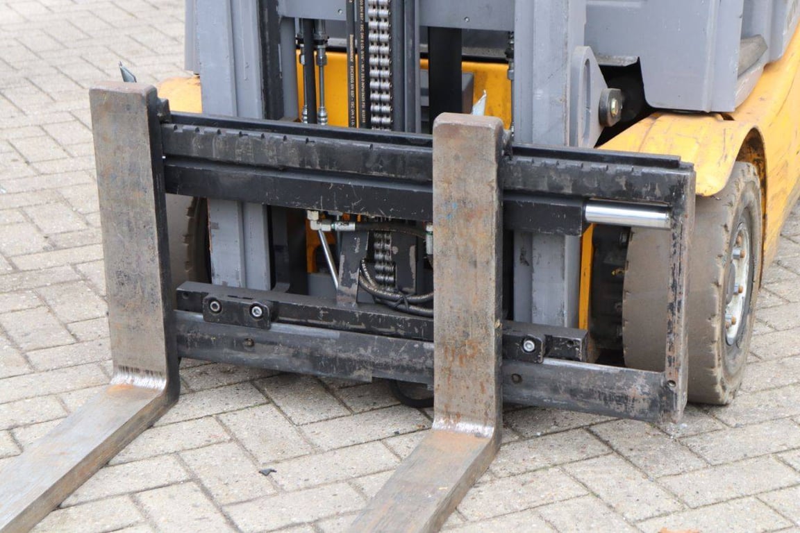 Heavy machinery product image - Image 11 of 15