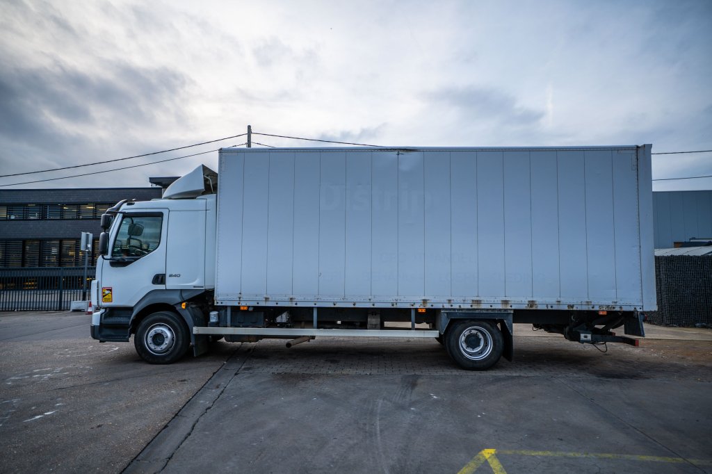 VOLVO FL 240 (12T.) + DHOLLANDIA 2012 E65003 FL 240 (12T.) + DHOLLANDIA 2012 1 image 13