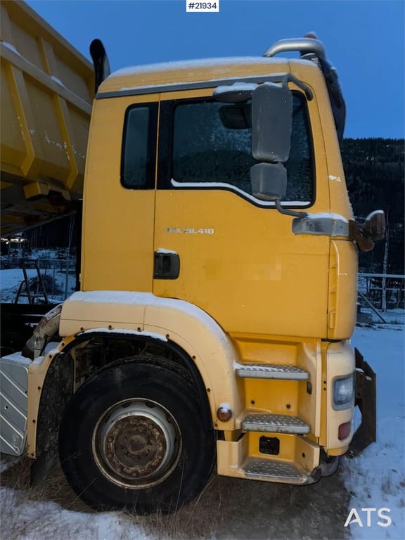 MAN TGA 28.410 6x2 Snowplow-Equipped Tipper Truck – Re 2005 21934 TGA 28.410 6x2 Snowplow-Equipped Tipper – Re 2005 1 Tipp...