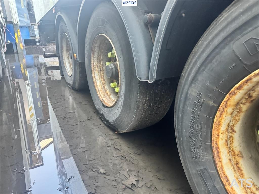 HFR box semi-trailer with refrigeration/freezer unit 2013 22102 HFR box semi-trailer with refrigeration/freezer unit 2013 ...