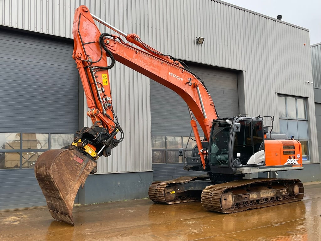 Hitachi ZX250LC-6 2018 00033707 ZX250LC-6 2018 1 image 2