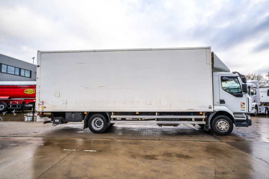 RENAULT MIDLUM 220 (16T)+ DHOLLANDIA 2T. 2012 E64812 Renault MIDLUM 220 (16T)+ DHOLLANDIA 2T. 2012 1 image 3