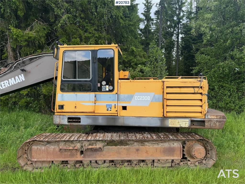 Volvo EC230B crawler excavator w/ digging bucket 1996 20783 EC230B crawler excavator w/ digging bucket 1996 1 Crawler Exca...