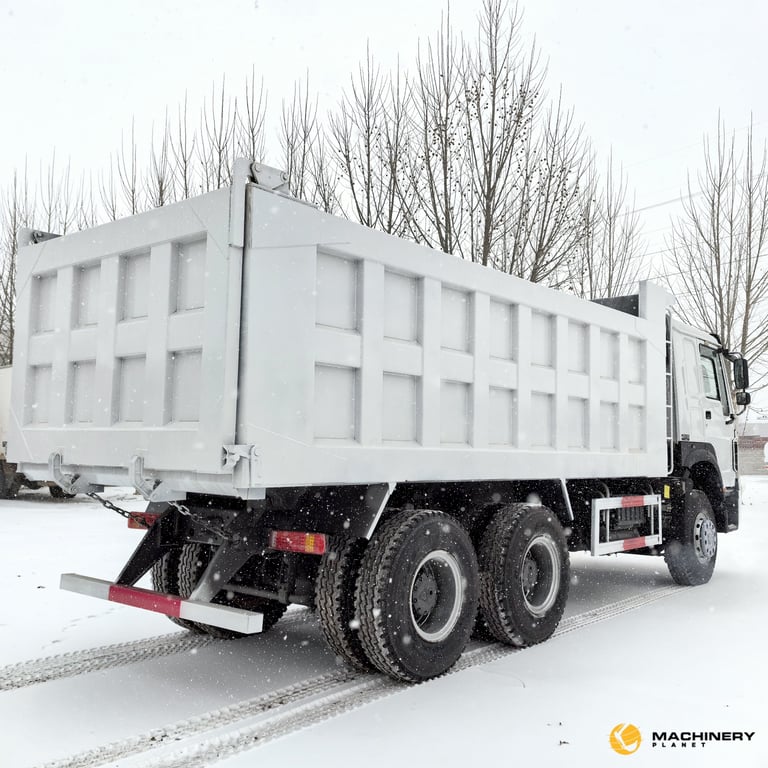 Heavy machinery product image - Image 5 of 9