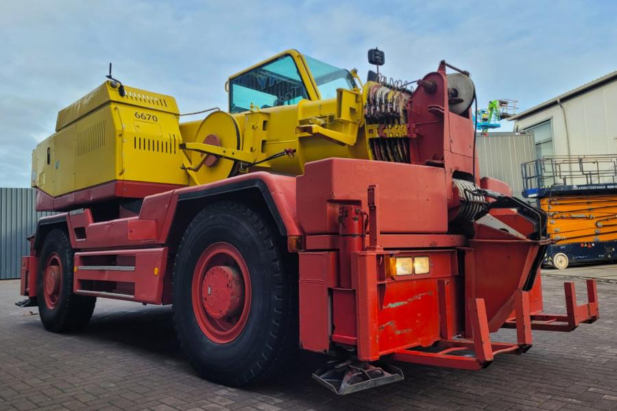 Compact Truck CT2 As-Is, Diesel, 4x4x4 Drive, 30m Main Boom, Run 1994 COMPACT TRUCK - CT2 - 62900 Compact Truck CT2 As-Is,...
