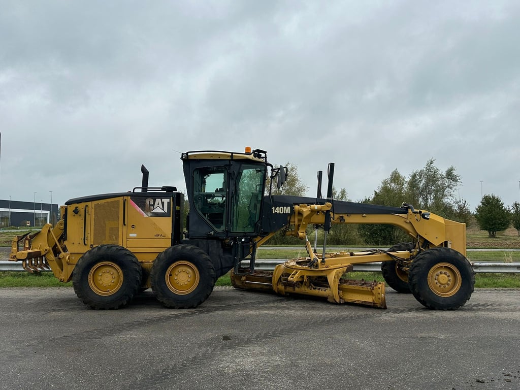 Caterpillar 140M Ripper + Pushblock 2008 00032955 140M Ripper + Pushblock 2008 1 image 6