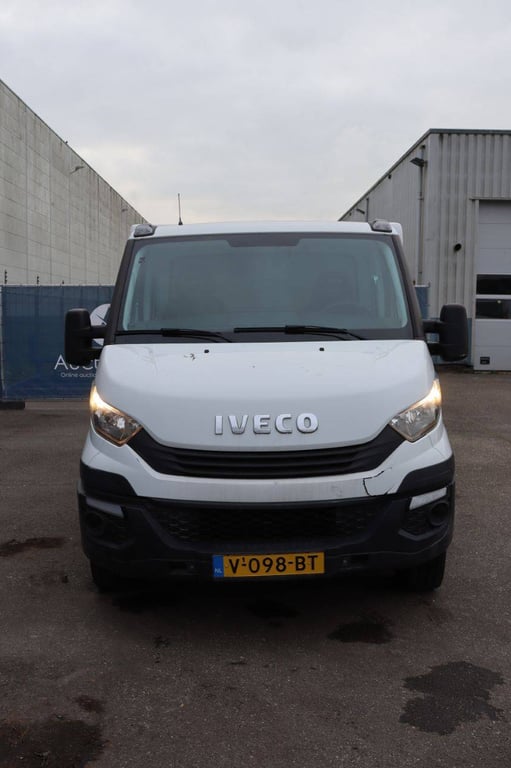 Iveco Daily 35S12 Diesel Box Truck 2016 2016 Daily 35S12 2016 1 image 6