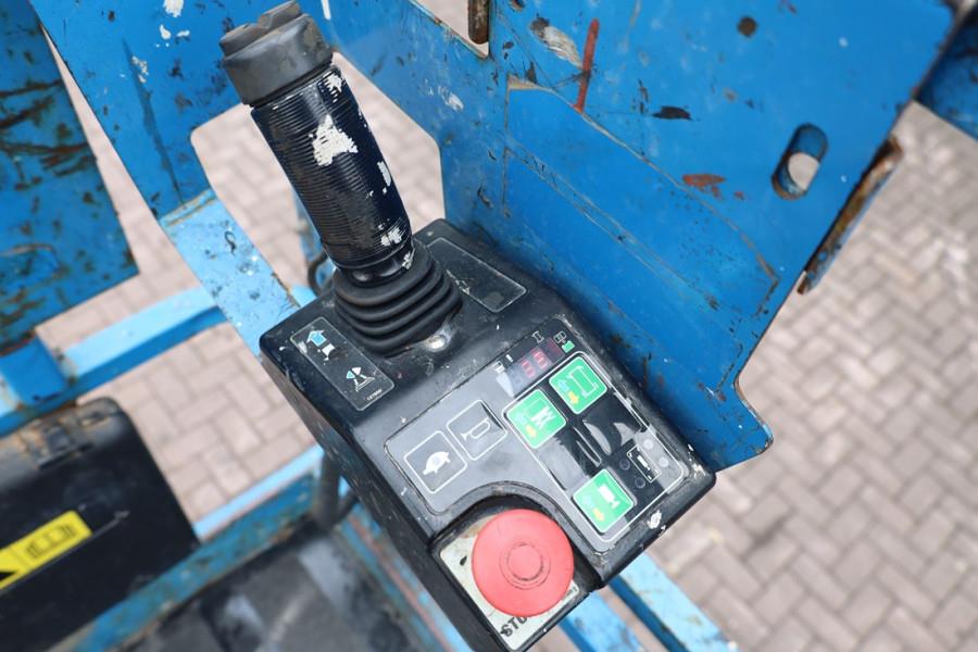 Genie GS3232 Hydraulic Outriggers, Electric, 11.75m Work 2013 GENIE - GS3232 - 90044 GS3232 Hydraulic Outriggers, Electric...