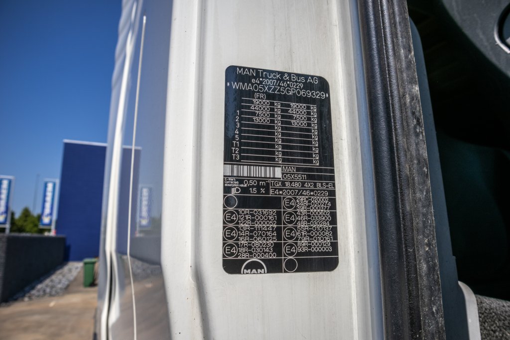 MAN TGX 18.480 XLX BLS+INTARDER 2015 E59990 TGX 18.480 XLX BLS+INTARDER 2015 1 image 12