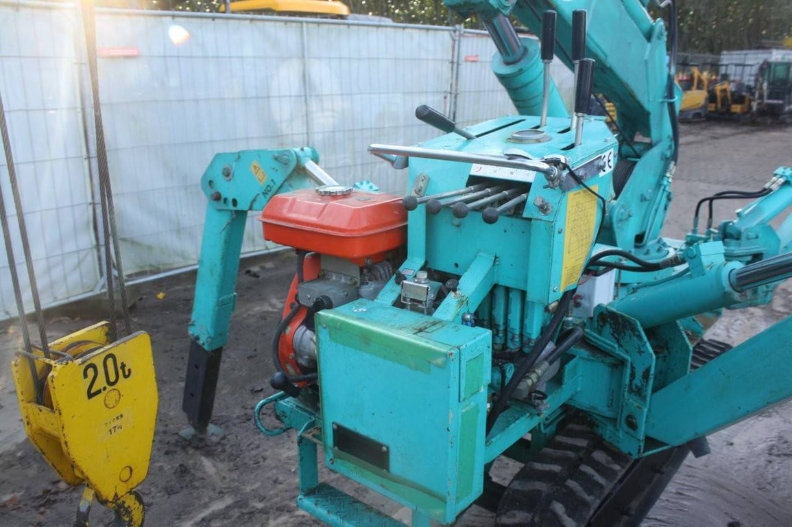 Maeda 205 Diesel Crane 2000kg 7.6m 2009 2009 Maeda 205 2009 1 Crane trucks image 15