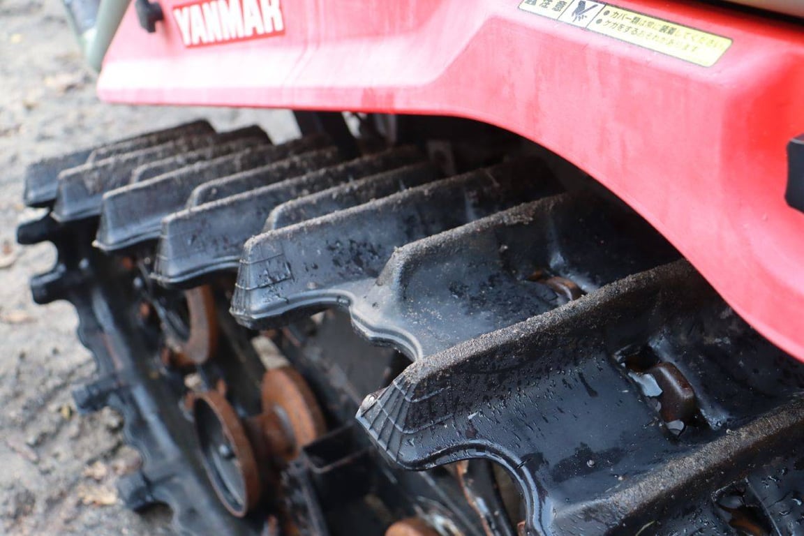 Yanmar AC-10 Diesel Tracked Mini Tractor AC10 1 Tracked Dumpers image 14