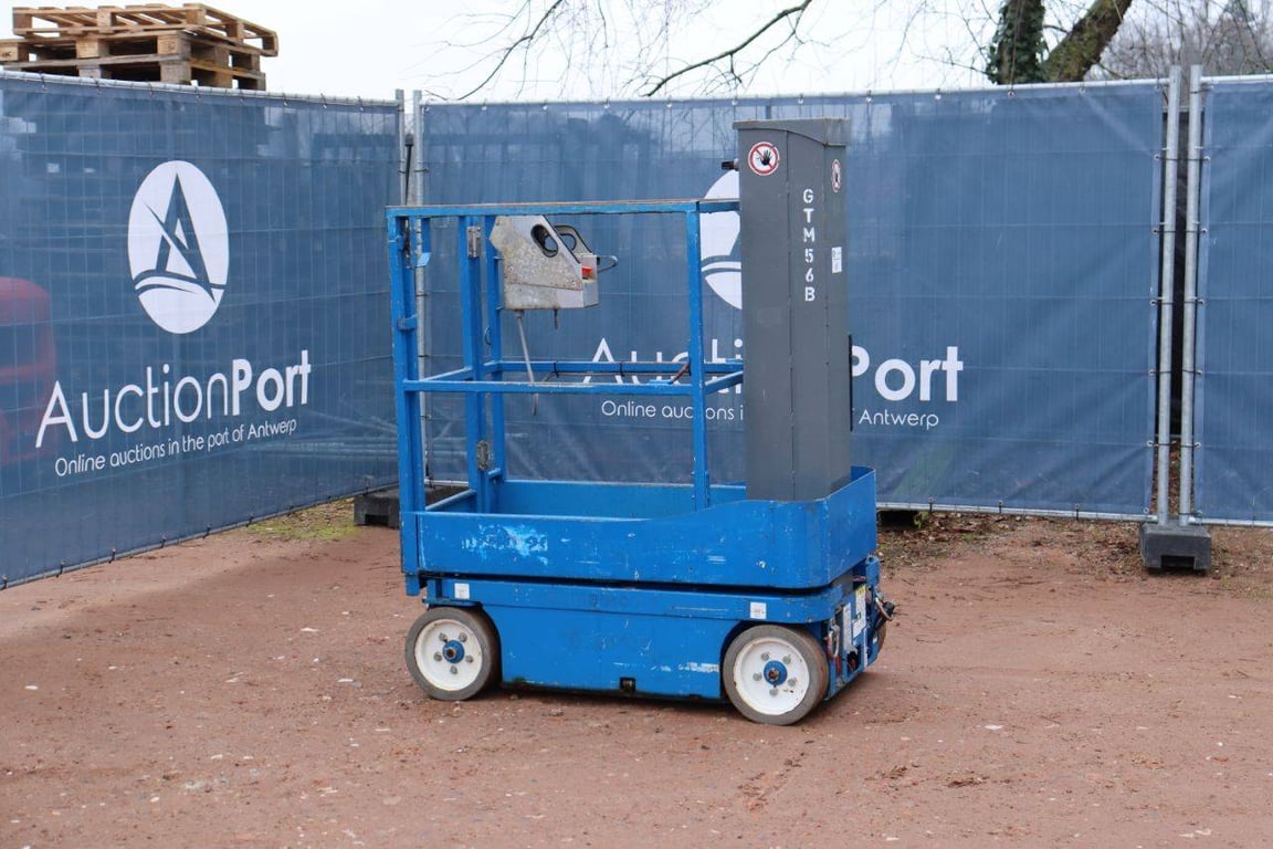 SkyJack SJ12 Electric Mast Lift 5.6m 2015 2015 SJ 12 2015 1 image 3