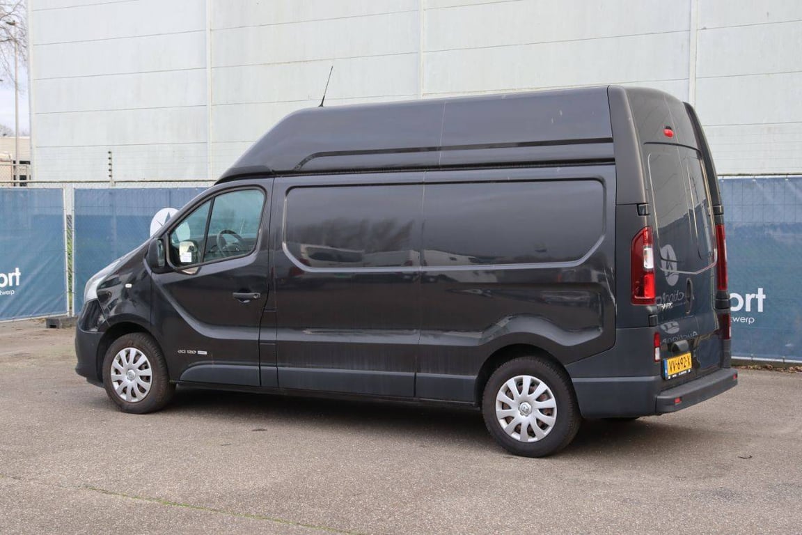 Renault Trafic Diesel 2016 Van 2016 Renault Trafic 2016 1 image 4