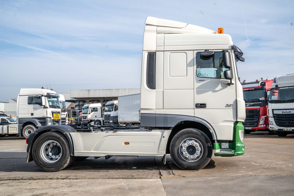 DAF XF 460 + HYDRAULIQUE (50Ton) 2017 E63331 DAF XF 460 + HYDRAULIQUE (50Ton) 2017 1 image 3