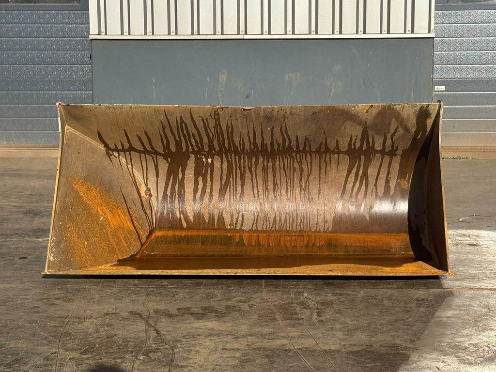 ZFE Side-Tilting bucket for CAT 908 SW 2023 70001912 ZFE Side-Tilting bucket for CAT 908 SW 2023 1 image 8