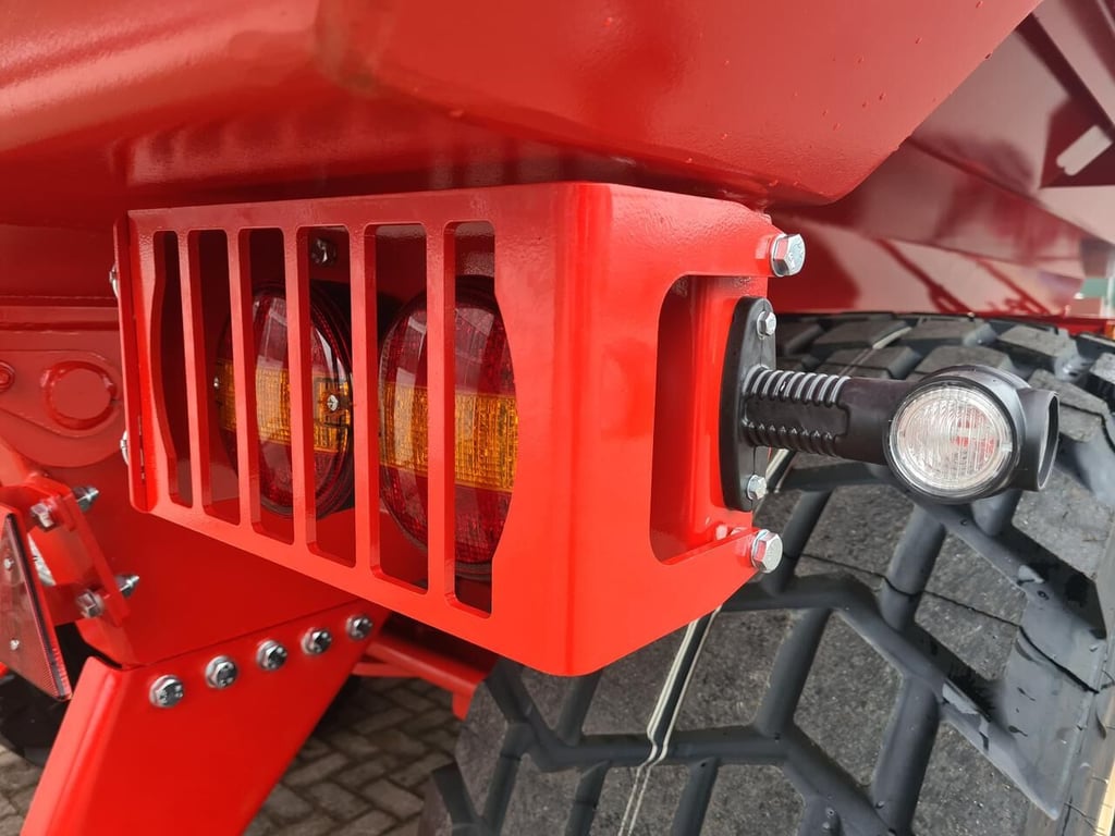 Heavy machinery product image - Image 10 of 15