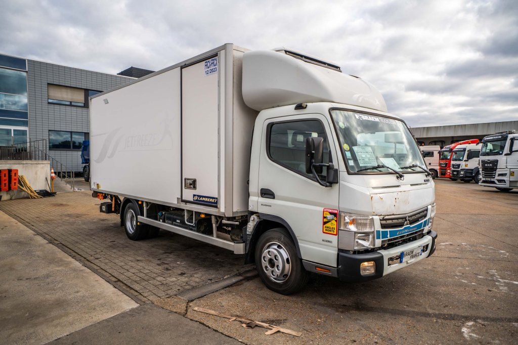 MITSUBISHI FUSO FUSO CANTER 7C15-DUONIIC HYBRID / 600 BI TEMP 2017 E63343 FUSO FUSO CANTER 7C15-DUONIIC HYBRID / 600 BI TE...