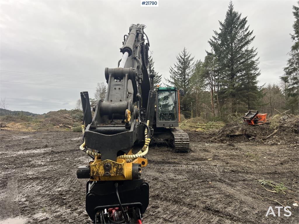 Volvo ec210cl excavator w/ rototilt, sanding bucket and 2010 21790 ec210cl excavator w/ rototilt, sanding bucket and 2010 ...