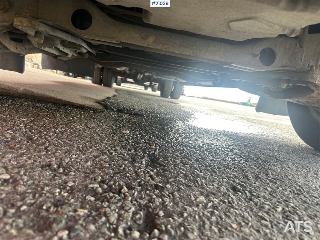 Mercedes-Benz Sprinter 519 minibus 16+1 seats w/ 2 sets of tires 2010 21039 Mercedes-Benz Sprinter 519 minibus 16+1 seats ...