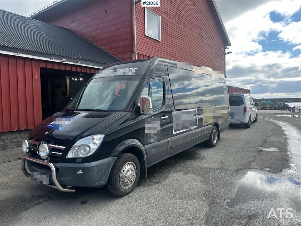 Mercedes-Benz Sprinter 519 minibus 16+1 seats w/ 2 sets of tires 2010 21039 Mercedes-Benz Sprinter 519 minibus 16+1 seats ...