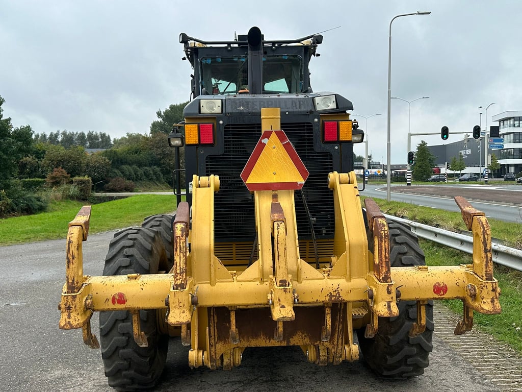 Caterpillar 140M Ripper + Pushblock 2008 00032955 140M Ripper + Pushblock 2008 1 image 4