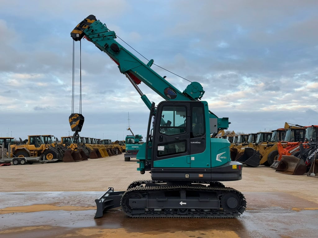 Heavy machinery product image - Image 2 of 15