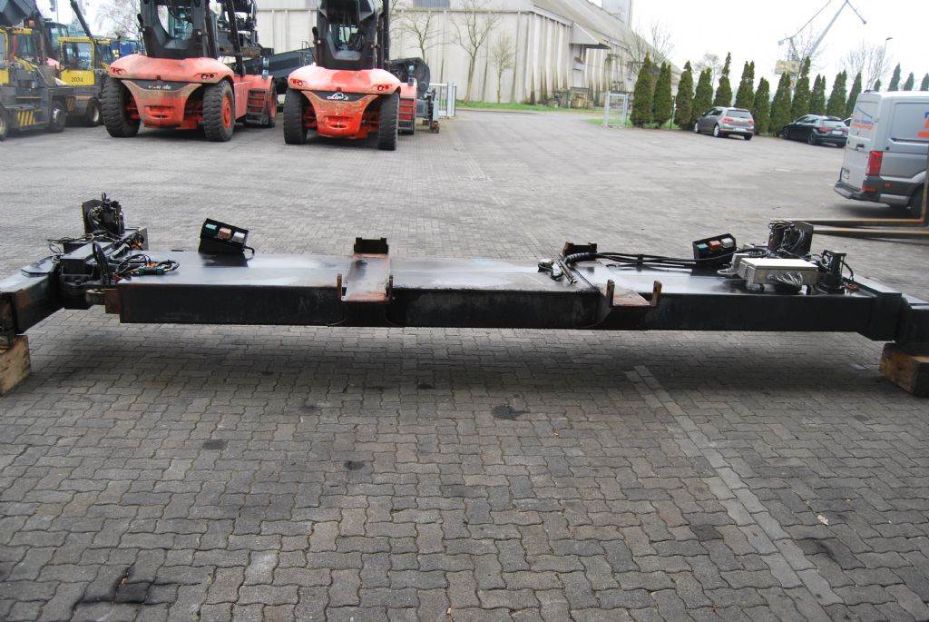 Heavy machinery product image - Image 2 of 20