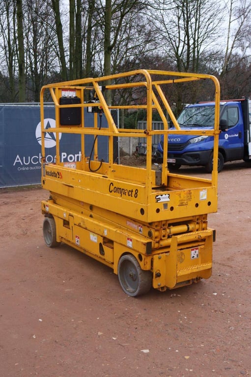 Scissor lift Haulotte Compact 8 Electric 8m 2012 2012 Compact 8 2012 1 Scissor Lifts image 7