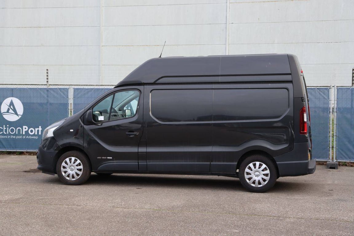 Renault Trafic Diesel 2016 Van 2016 Renault Trafic 2016 1 image 3