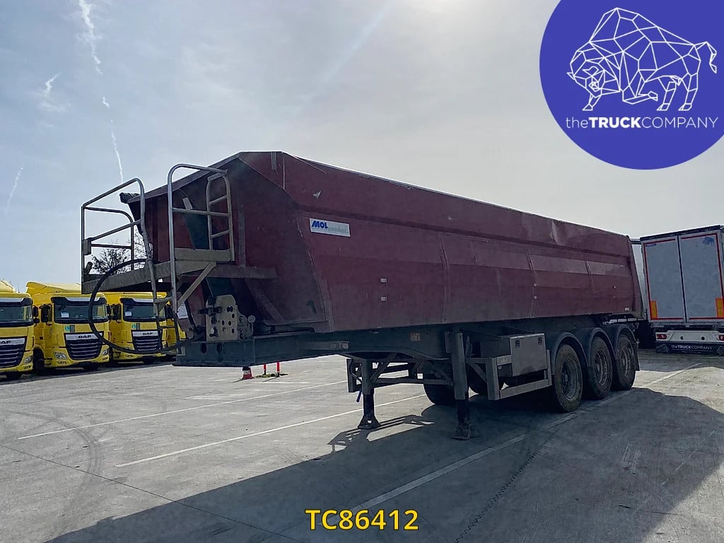 MOL 32m3 geïsoleerd Tipper 2008 TC86412 MOL 32m3 geïsoleerd 2008 1 Tipper trucks image 2