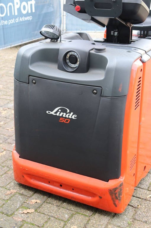 Electric tractor Linde 50 Electric 50 1 Tractor Units image 10
