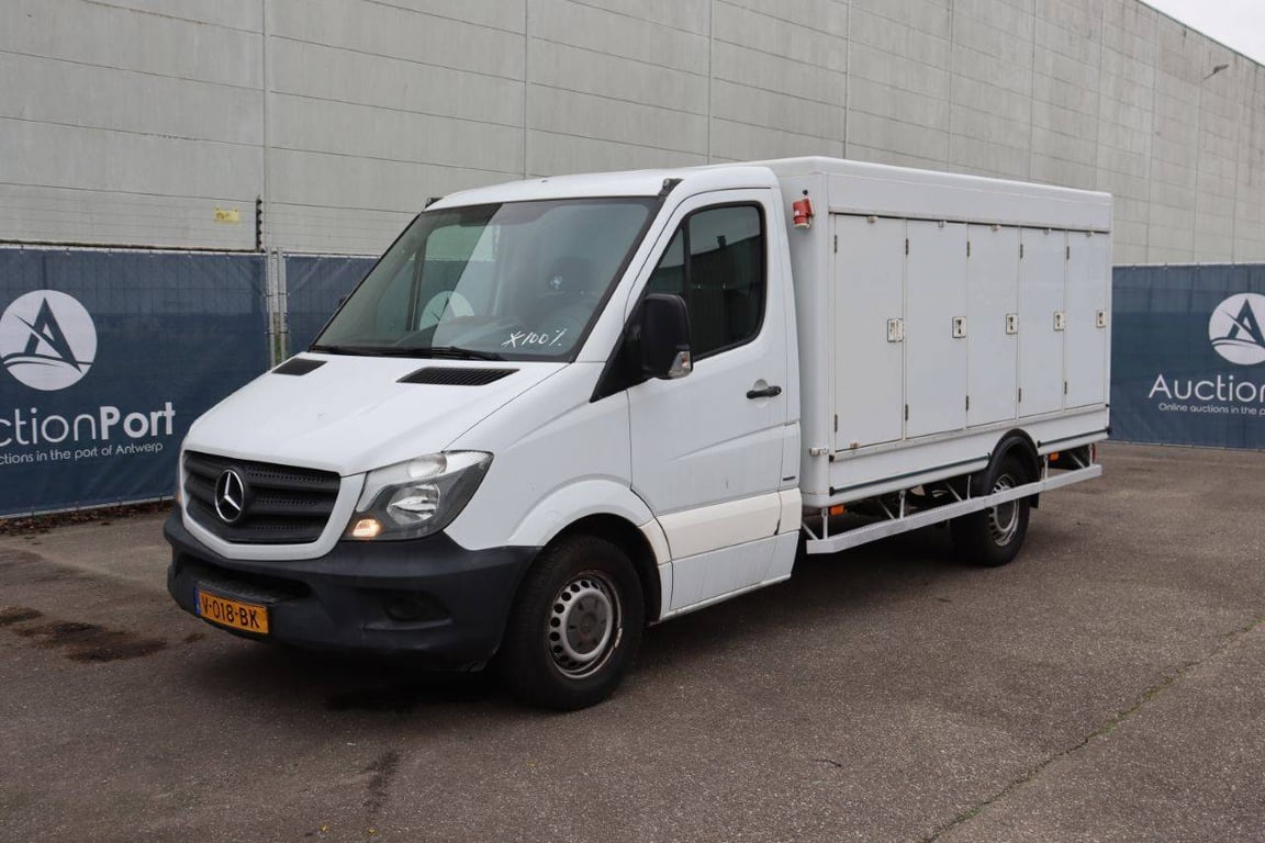 Mercedes-Benz Sprinter Diesel 2016 Box Truck 2016 Sprinter 2016 1 image 9