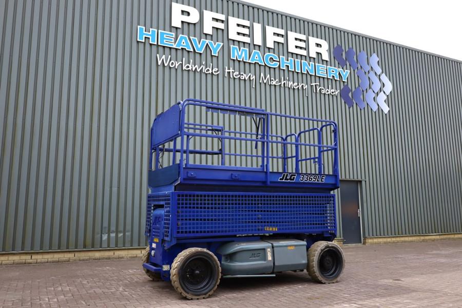 JLG 3369LE Electric, 12m Working Height, 450kg Capacit 2008 JLG - 3369LE - 90065 3369LE Electric, 12m Working Height, 450k...