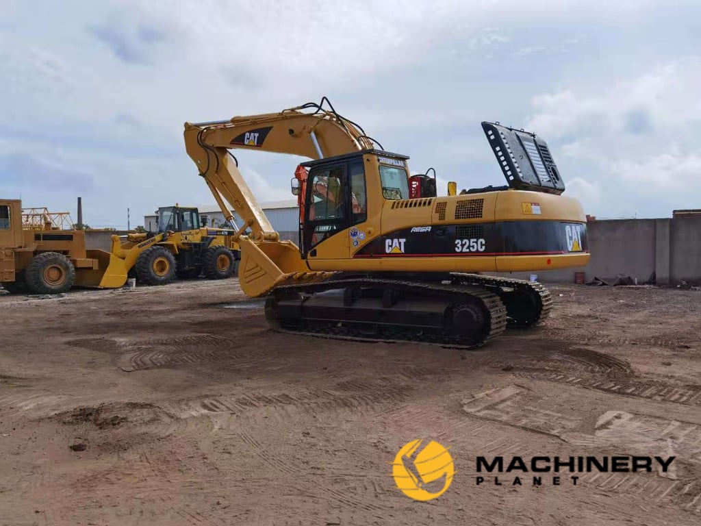 325C Caterpillar Used Crawler Excavator 25tons LOW PRICE 325C 2018 1 Crawler Excavators image 4