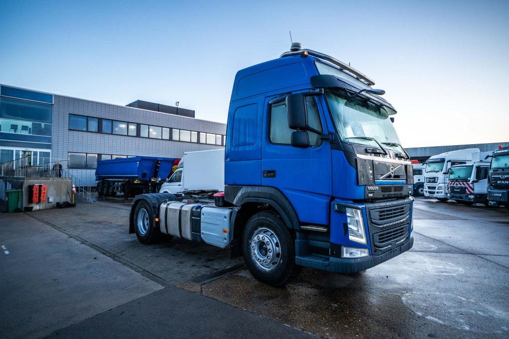 VOLVO FM 420 +KIPHYDR. 2018 E64735 FM 420 +KIPHYDR. 2018 1 image 2