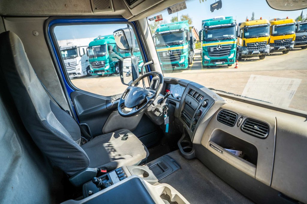 RENAULT PREMIUM 270 DXI +DHOLLANDIA 2010 E63869 Renault PREMIUM 270 DXI +DHOLLANDIA 2010 1 image 15