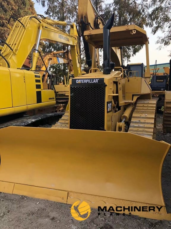 D4H Caterpillar Used Bulldozer good price D4H 2016 1 Dozers image 7