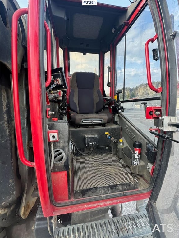 Volvo Fh750 6x4 Log Truck w/ 2019 Epsilon M12L Crane 2018 21284 Fh750 6x4 Log Truck w/ 2019 Epsilon M12L Crane 2018 1 image 6