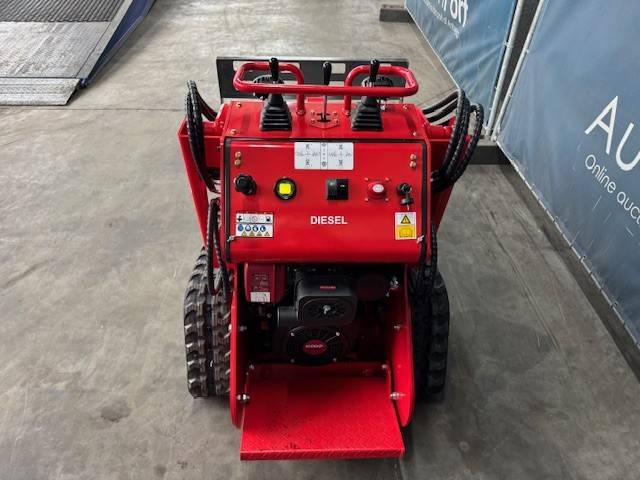 Skid Steer Loader Nuoman T330XL Red Diesel 2025 New 2024 Nuoman NM-SLD380 2024 0 image 5