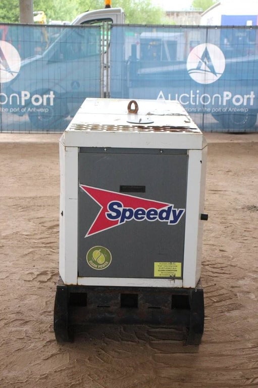 Generator SDMO R22C3 Diesel 2011 2011 SDMO R22C3 2011 1 Generators image 4