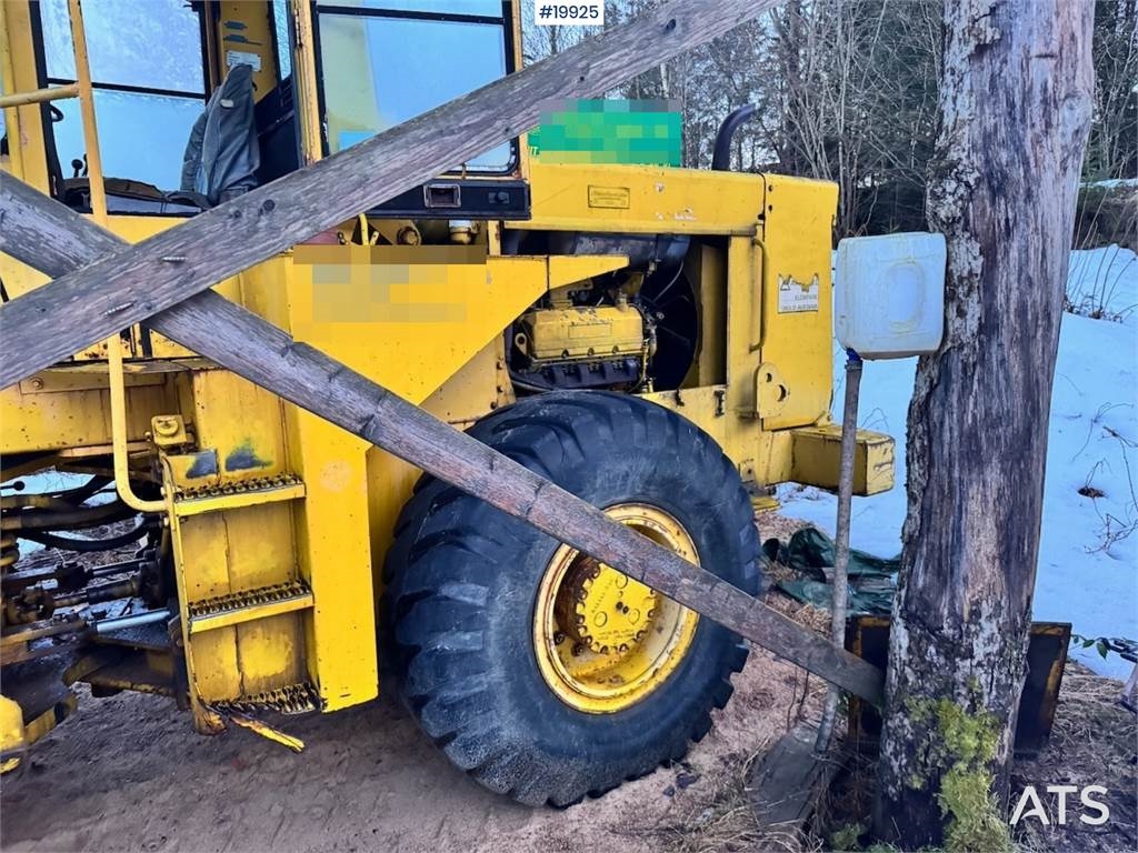 Clark 75B Wheel Loader w/ Bucket. 1979 19925 75B Wheel Loader w/ Bucket. 1979 1 Wheel Loaders image 10